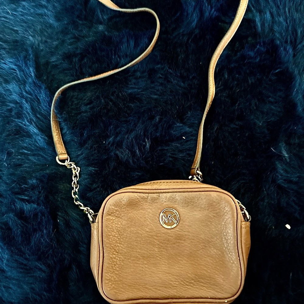 Small Michael Kors cross body bag